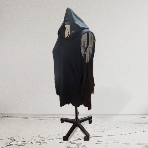 LIVI ACTIVE BY LANE BRYANT BLACK HOODIE WITH LACE SLEEVES 26/28 EUC - Picture 7 of 9